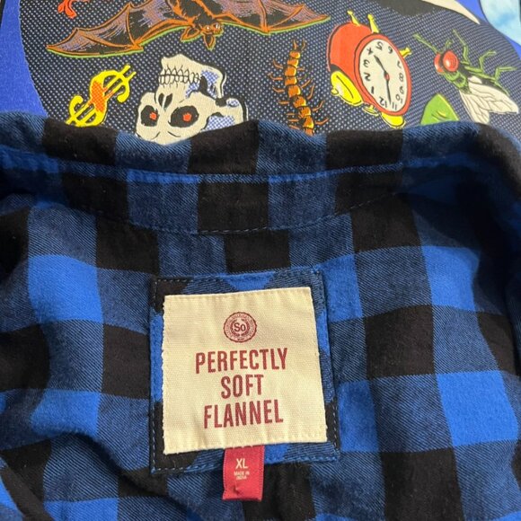 One-of-a-Kind Existential Dread Flannel | Upcycled Patchwork | Size XL - Picture 5 of 5
